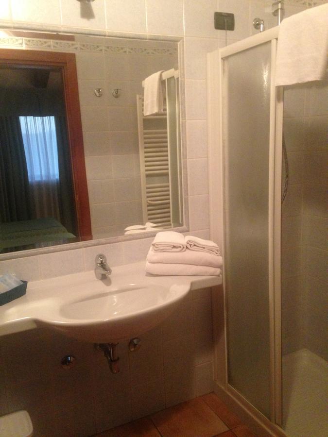 Hotel Conte Luna Bologna Luaran gambar